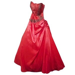 Riva Designs Strapless Beaded Coral Prom Gown NWT Size 6